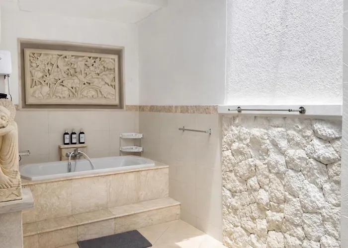 Acqua Seminyak Villa Legian (Bali)